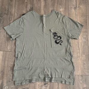 Taylor Swift Reputation Stadium Tour Oversized Green T-Shirt 💚 Snake Design